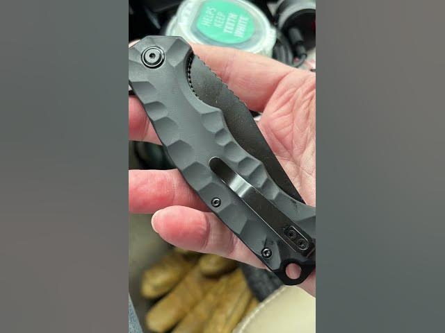 Video thumbnail for Walmart Ozark Trail Knives Are Nice! #edc #knifereview