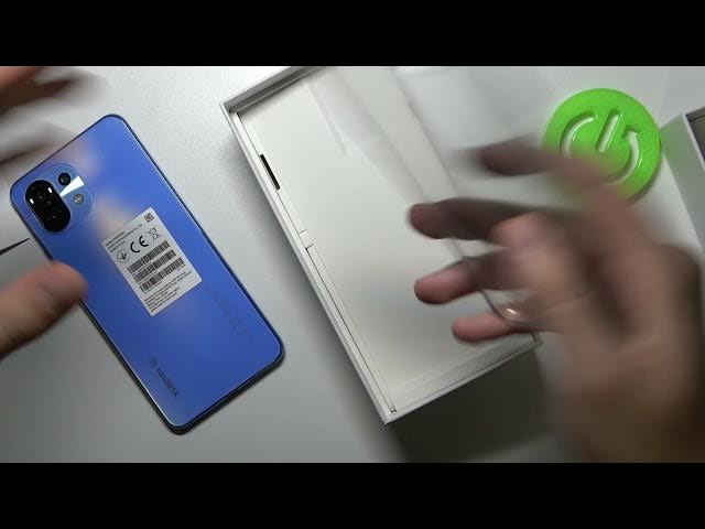 Video thumbnail for What accessories are in the Xiaomi 11 Lite 5G NE Box?