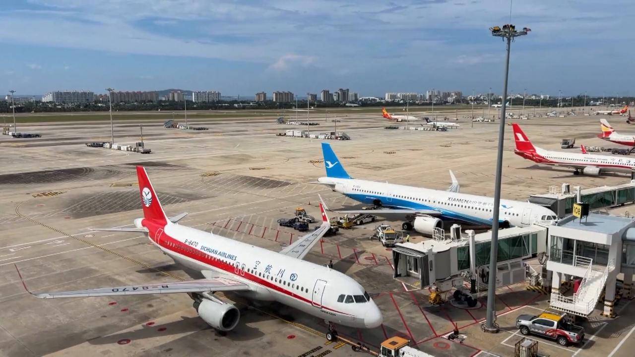 Video thumbnail for China: Cross-regional trips expected to surpass 300 mln on 6th Day of National Day holiday in China.