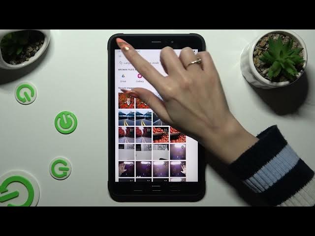 Video thumbnail for How to Add Photos to Text Messages on SAMSUNG Galaxy Tab Active3