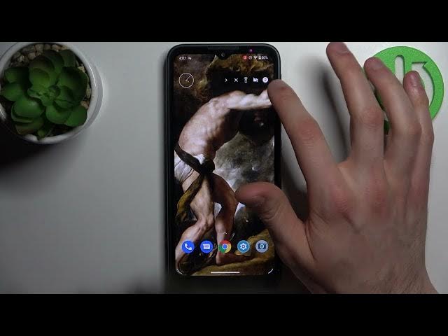 Video thumbnail for How to Screen Record on MOTOROLA Defy - Use Build in Screen Recorder