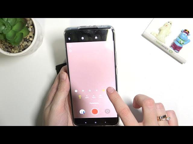 Video thumbnail for How to Record Timelapse on XIAOMI Mi 11 Ultra – Enable Camera Functions