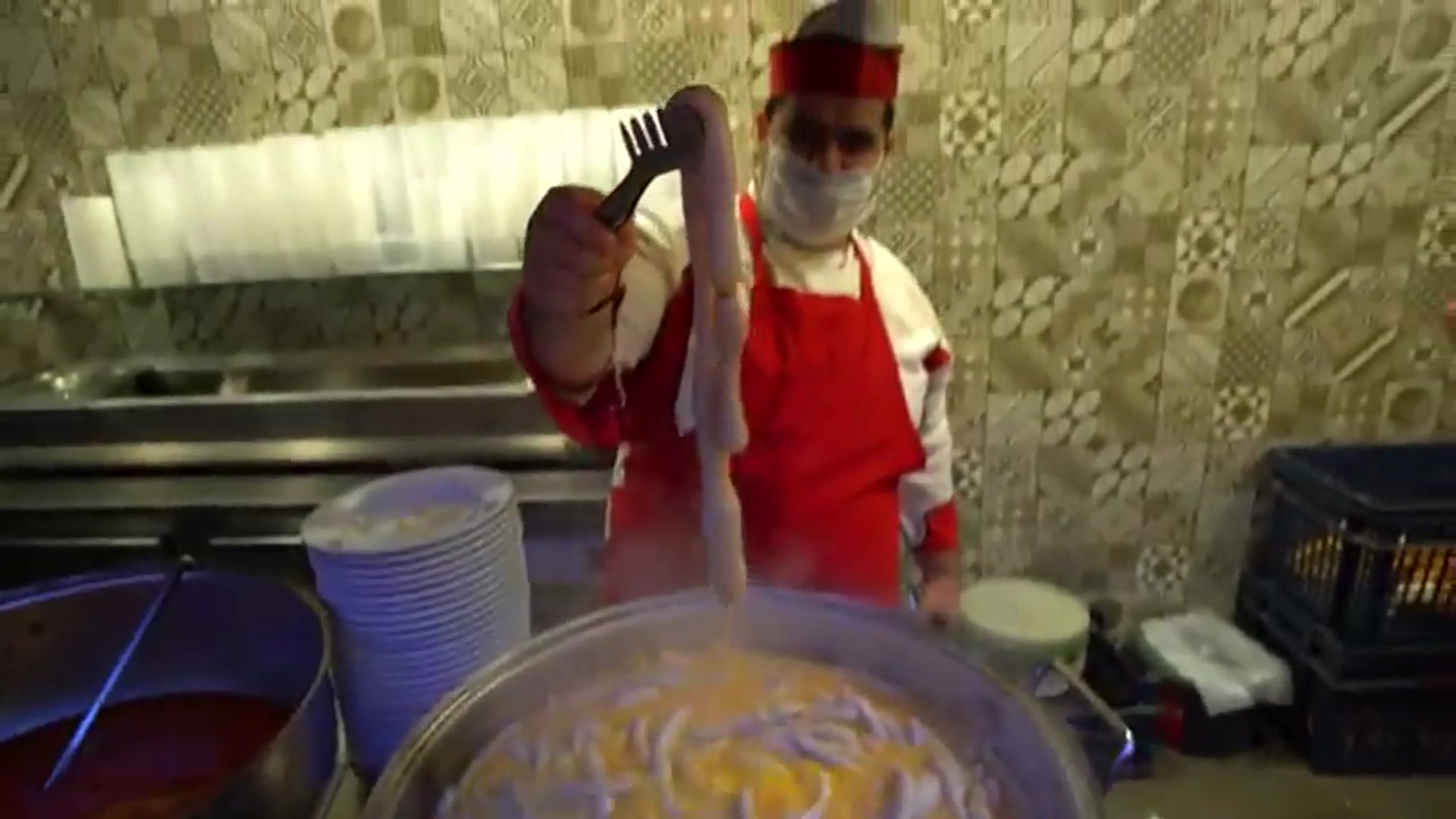 'Video thumbnail for TURKISH STREET FOOD - Adana Kebab + Crazy Şırdan! AMAZING Street Food in Adana, Turkey!!'