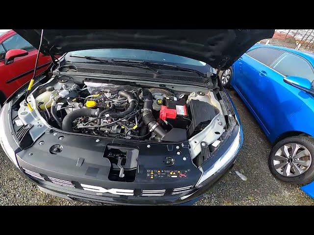 Video thumbnail for Where are Fuse Boxes in the Dacia Sandero III ( 2021 – now ) | Fuse Box Locations