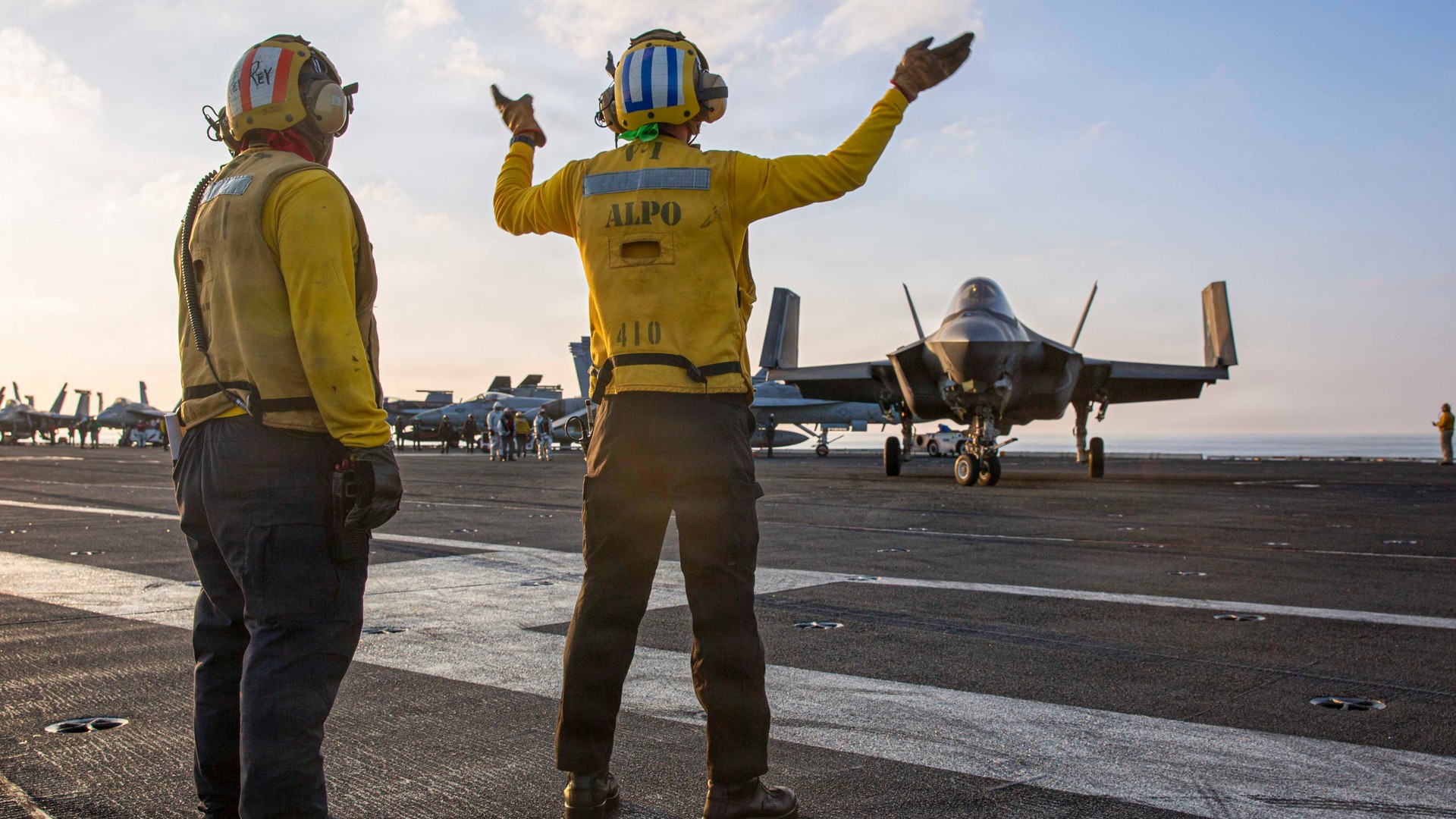 Video thumbnail for USS Lincoln is coming home. Officials disagree over conditions on board