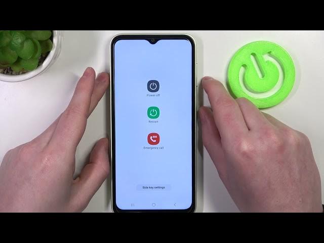 Video thumbnail for How to Take Full Page Screenshot on Samsung Galaxy M04 - Scroll Screenshot