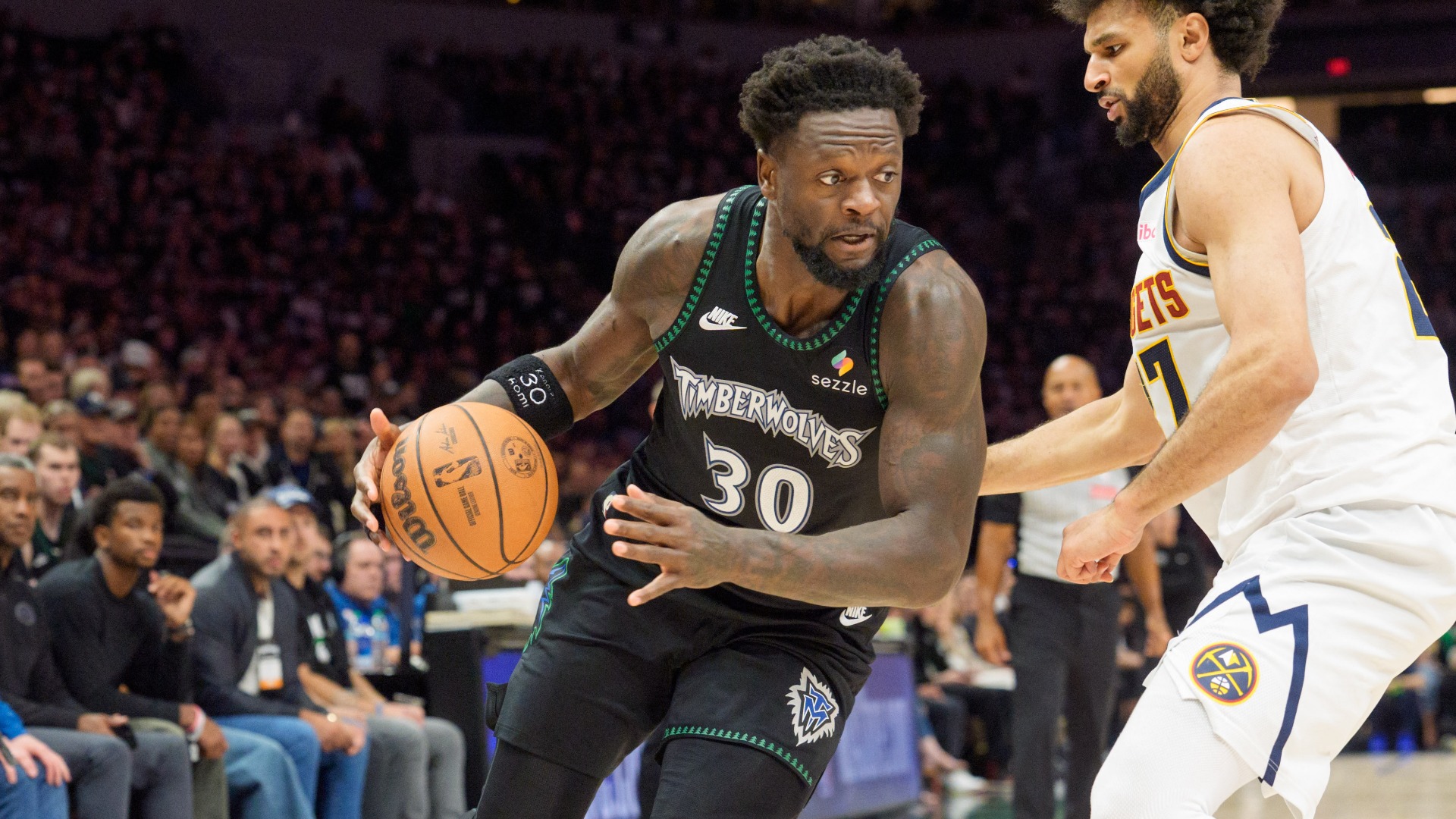 Video thumbnail for NBA Trade Drama: Randle Returns to NY, Timberwolves in Trouble?