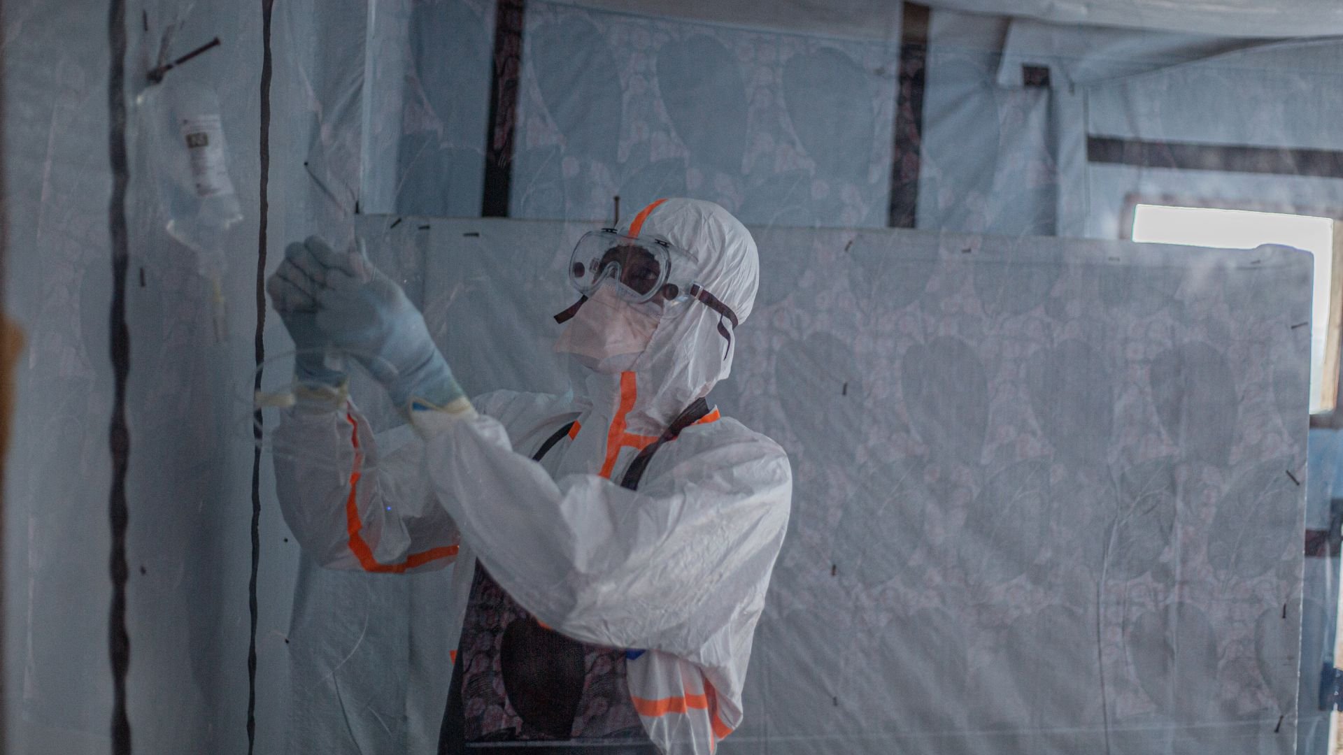 Video thumbnail for Worst Ebola outbreak in DR Congo’s history spreads fast amid chaos