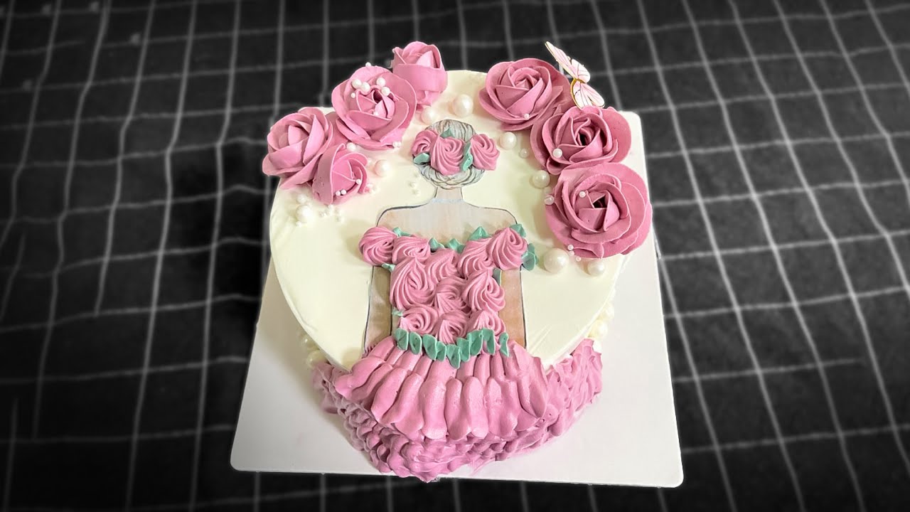 'Video thumbnail for Pink princess birthday cake decoration with beautiful pink flowers for daughter'
