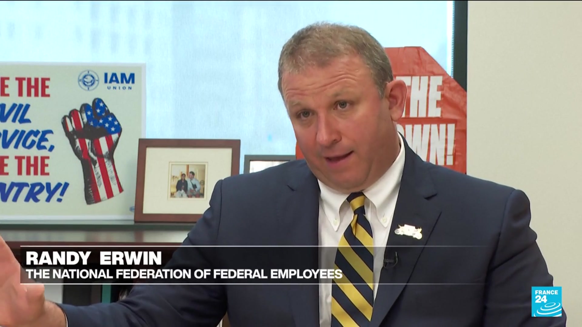 'Video thumbnail for US: Government shutdown begins as nation faces new period of uncertainty'