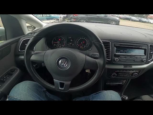 Video thumbnail for How to Select Seek Mode for Radio in Volkswagen Sharan II ( 2010 – now )