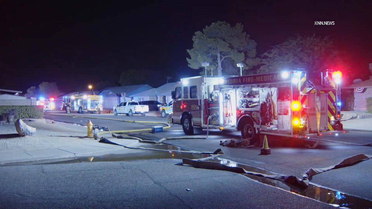 Video thumbnail for US, Phoenix: Glendale Brown Street 1st Alarm House Fire.