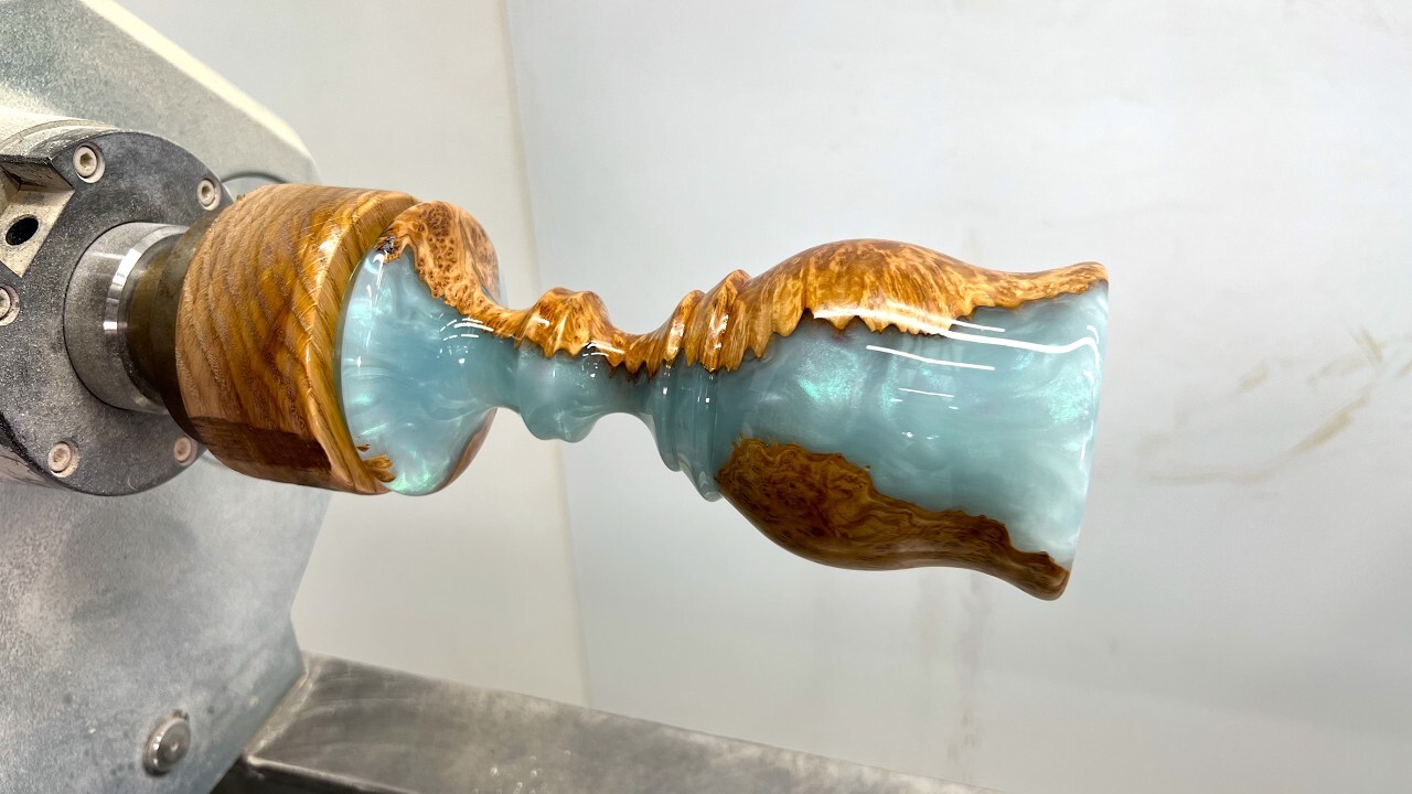 Video thumbnail for Woodturning - This is what uranium would look like on a lathe