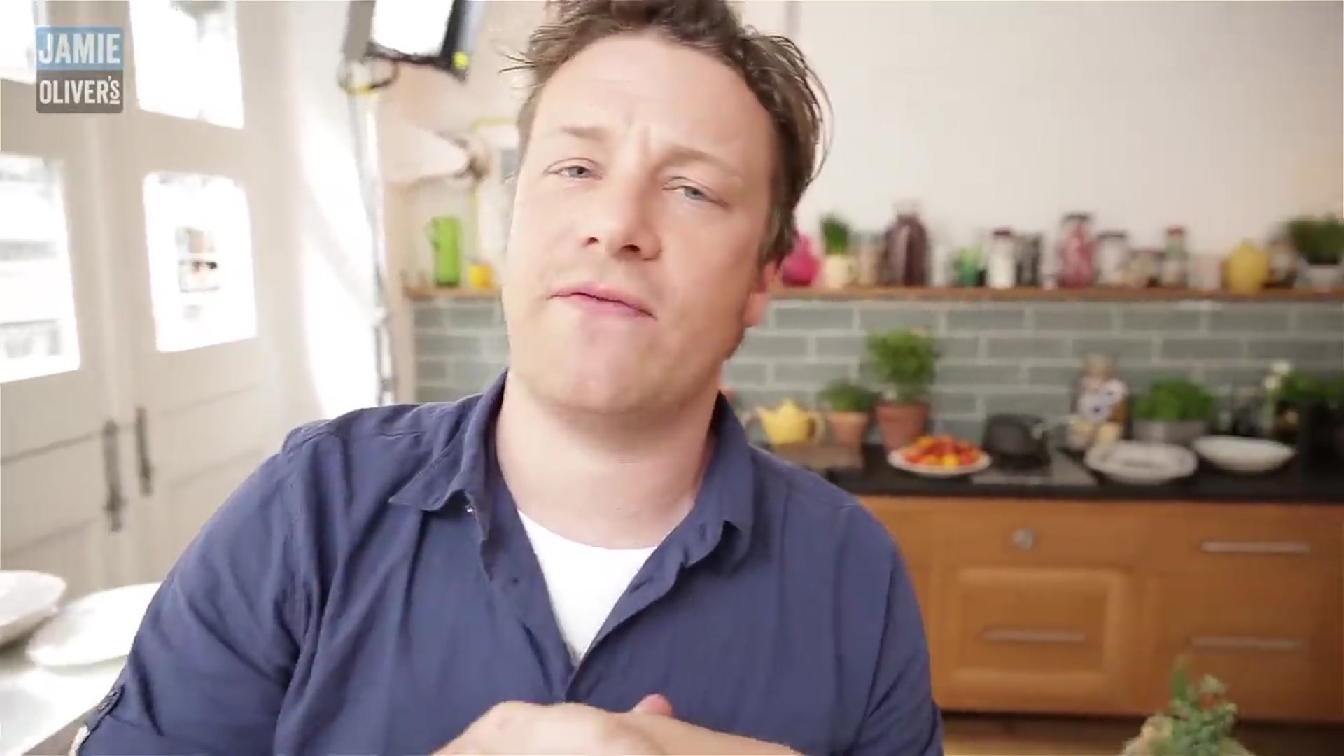 Video thumbnail for How to Cook Perfect Steak   Jamie Oliver(720P HD)