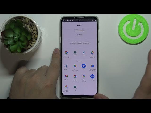 Video thumbnail for How to Take Screenshot on MOTOROLA Edge 20 Lite – Locate Screenshots Folder