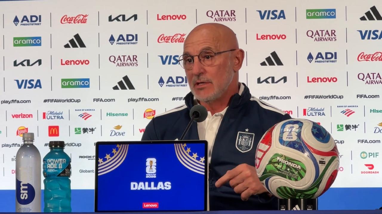 Video thumbnail for US: Spain coach De la Fuente backs team ahead of Portugal World Cup match.