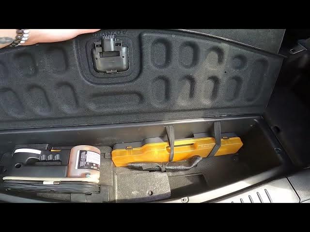Video thumbnail for Where is Toolset Drawer in Chevrolet Captiva II ( 2011 - now ) - Toolset Location
