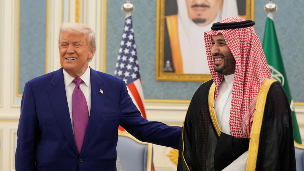 Video thumbnail for Trump set to welcome Saudi's MBS with business deals in first US visit since Khashoggi killing