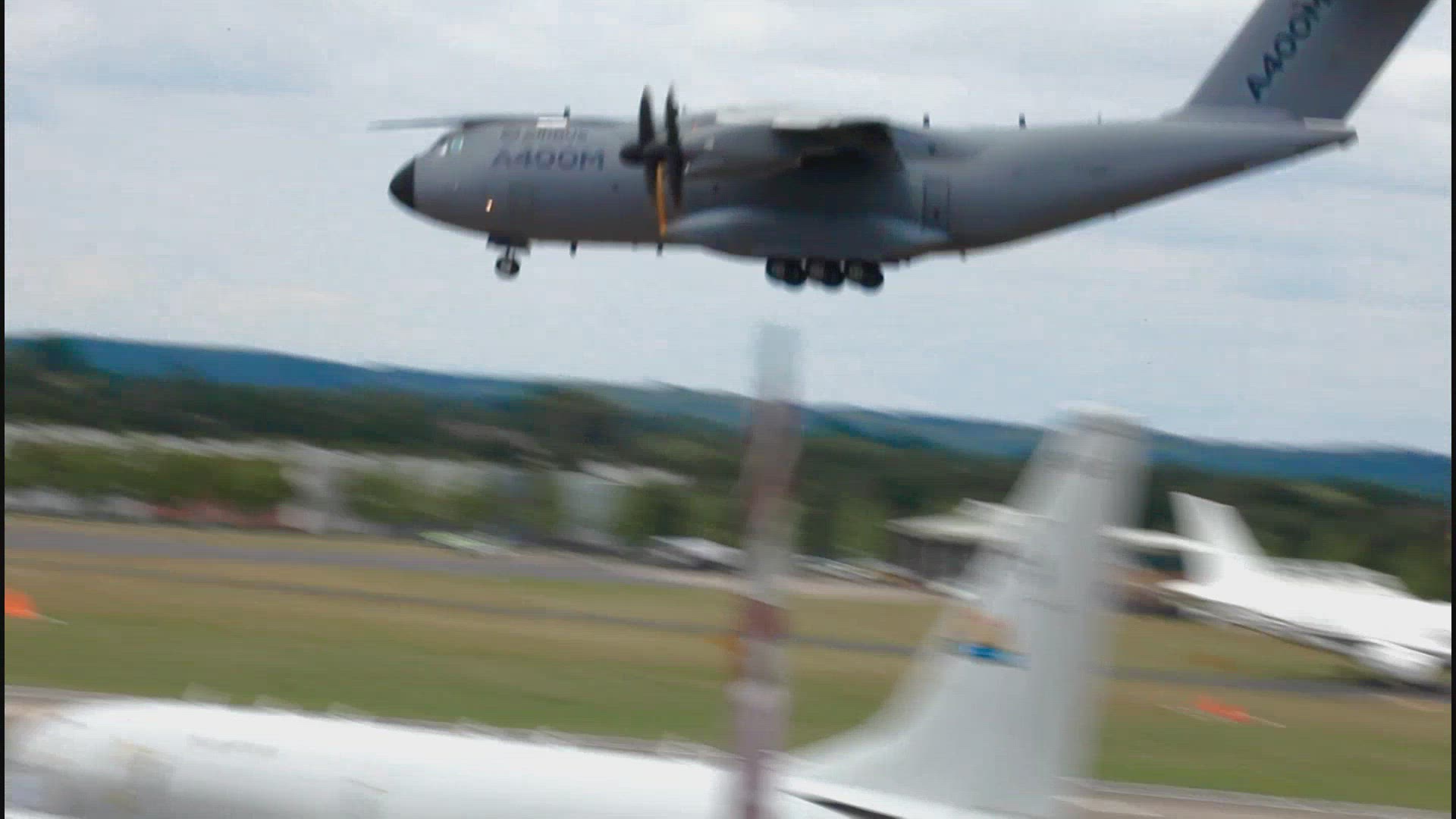 Video thumbnail for Airbus A400M Flying at at Farnborough Airshow