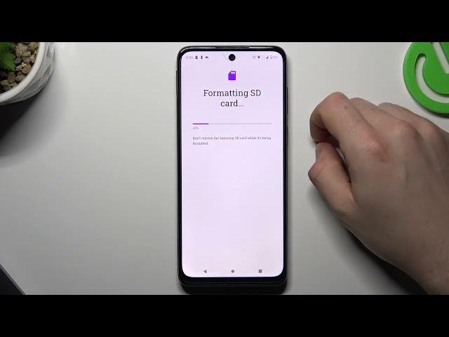 Video thumbnail for How to Format SD Card in Motorola? Clear All SD Card Files & Format in One Second!