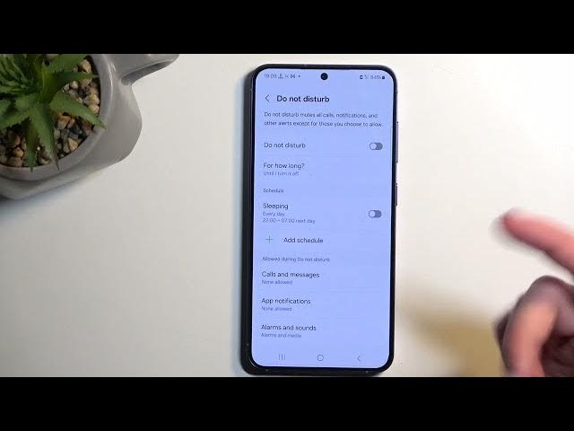 Video thumbnail for How to Activate Do Not Disturb Mode on SAMSUNG Galaxy S24