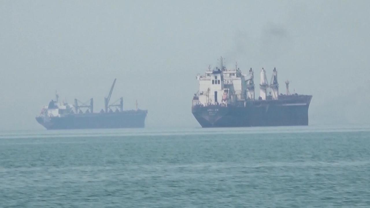 Video thumbnail for Iran: Iran sets conditions for reopening Hormuz Strait: security official.