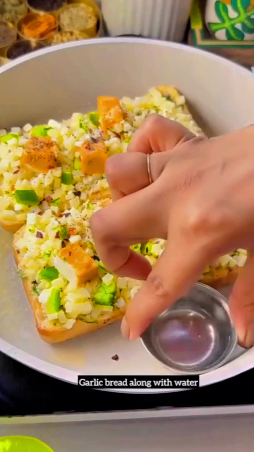 Video thumbnail for Creamy garlic sandwich recipe