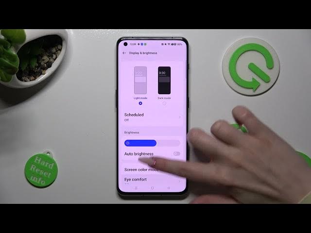 Video thumbnail for How To Change Font Size In OnePlus 11