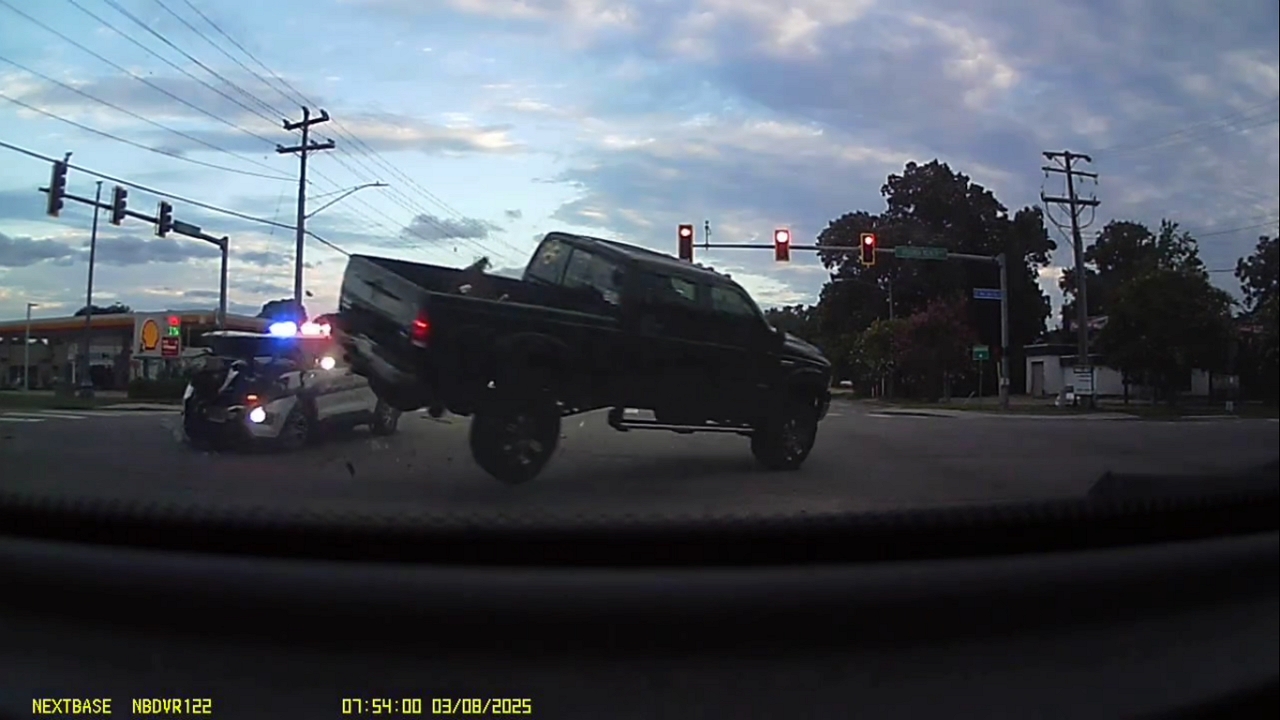 Video thumbnail for Police SUV Crashes Into Truck at Busy Virginia Beach Intersection
