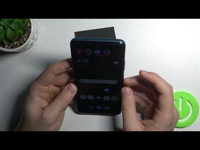 Video thumbnail for How Fast and Accurate is Face Unlock on Xiaomi Poco M4 Pro 5G - Face Unlock Speed Test