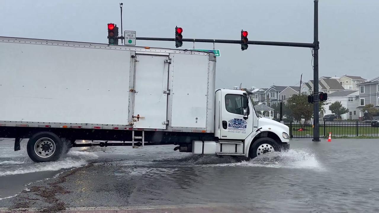Video thumbnail for US: Severe Coastal Flooding Hits Ocean City, NJ.