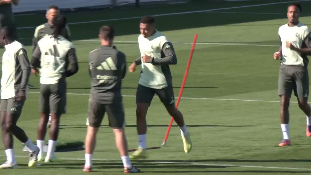 'Video thumbnail for Real Madrid prepare for La Liga clash at Getafe'