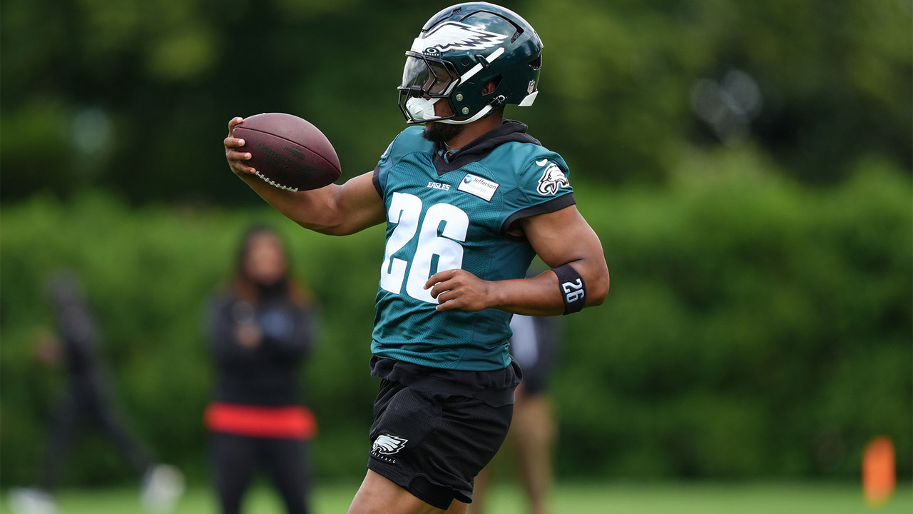 Video thumbnail for Is Saquon Barkley Do for a Down Season?