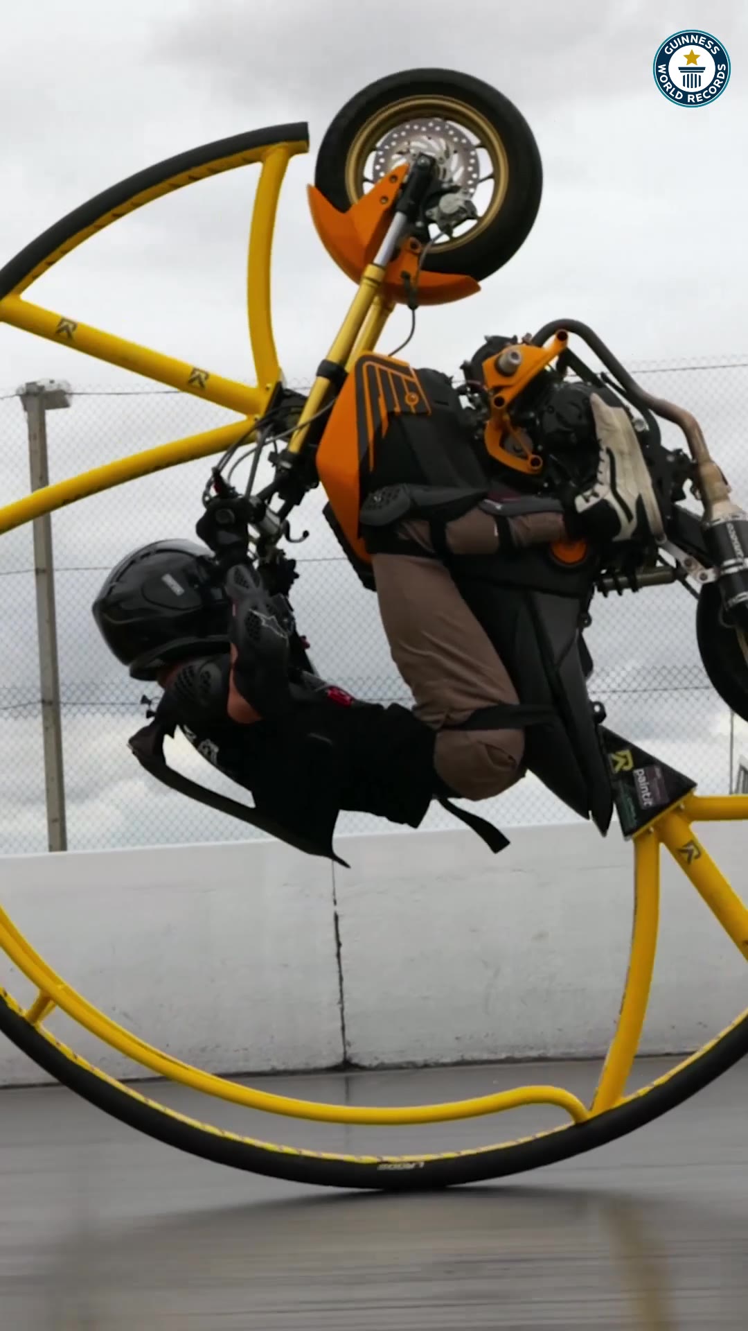 Video thumbnail for Most Forward Rolls on a Motorcycle in One Minute: Oscar Whitlock's Record