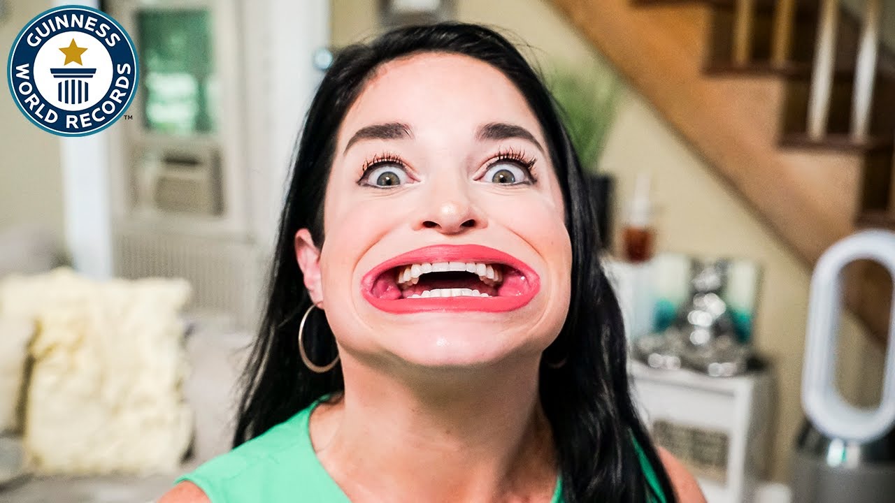 'Video thumbnail for Woman with world's widest mouth tests it out on fast food tour'