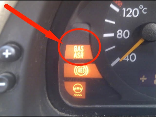 Video thumbnail for Mercedes BAS & ASR Warning Light Explained