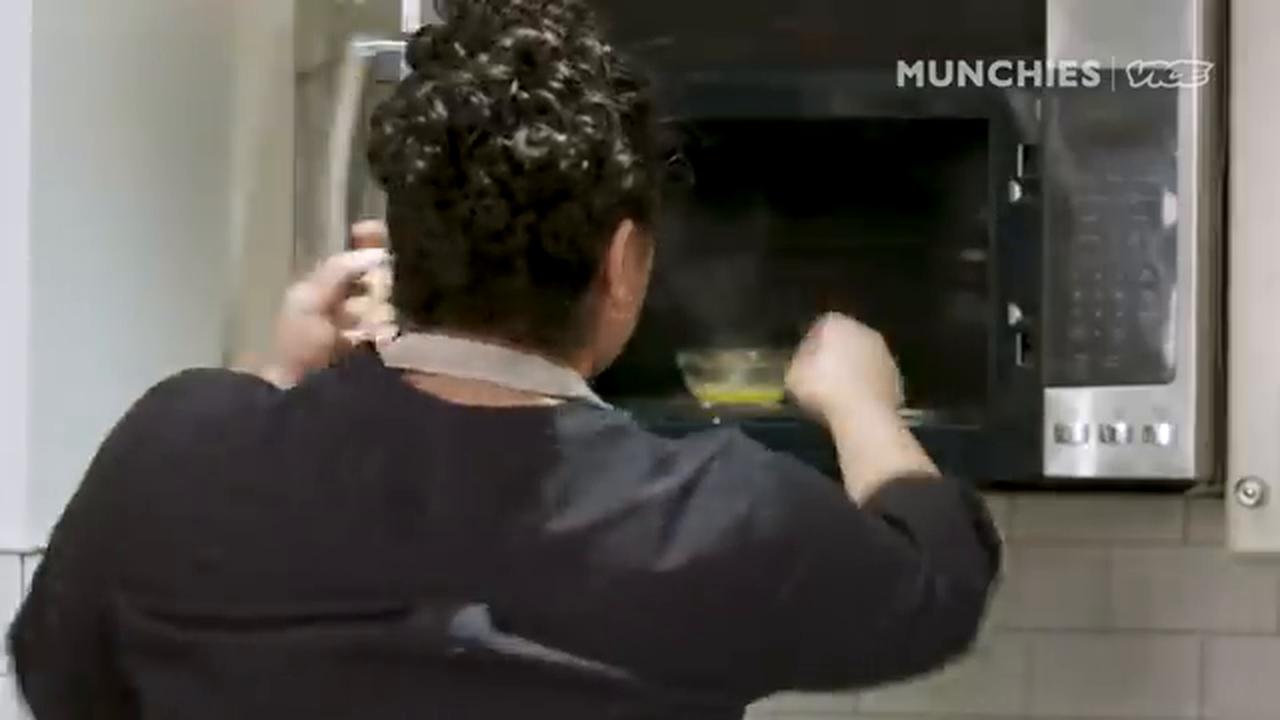 Video thumbnail for Can Samin Nosrat Make Pasta With No Stove?