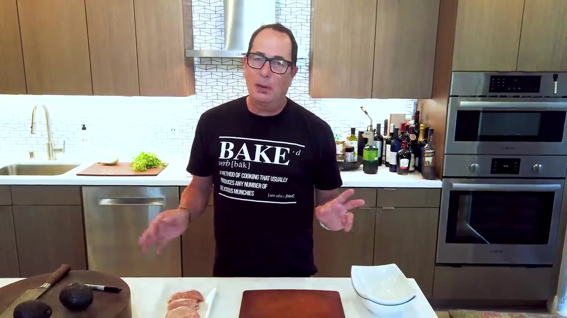 Video thumbnail for Easy Chicken Tacos (w_ Avocado Cream Sauce) _ SAM THE COOKING GUY 4K(720P_HD)