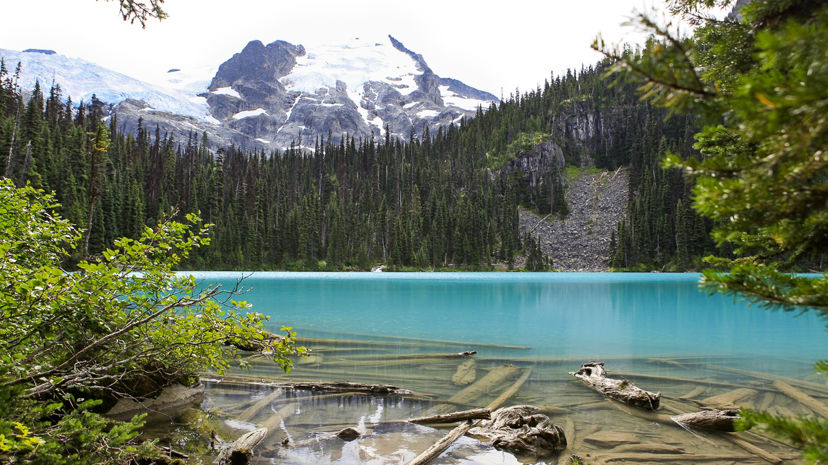 'Video thumbnail for Valley of the Five Lakes - Wanderung durch das Tal der Fünf Seen'