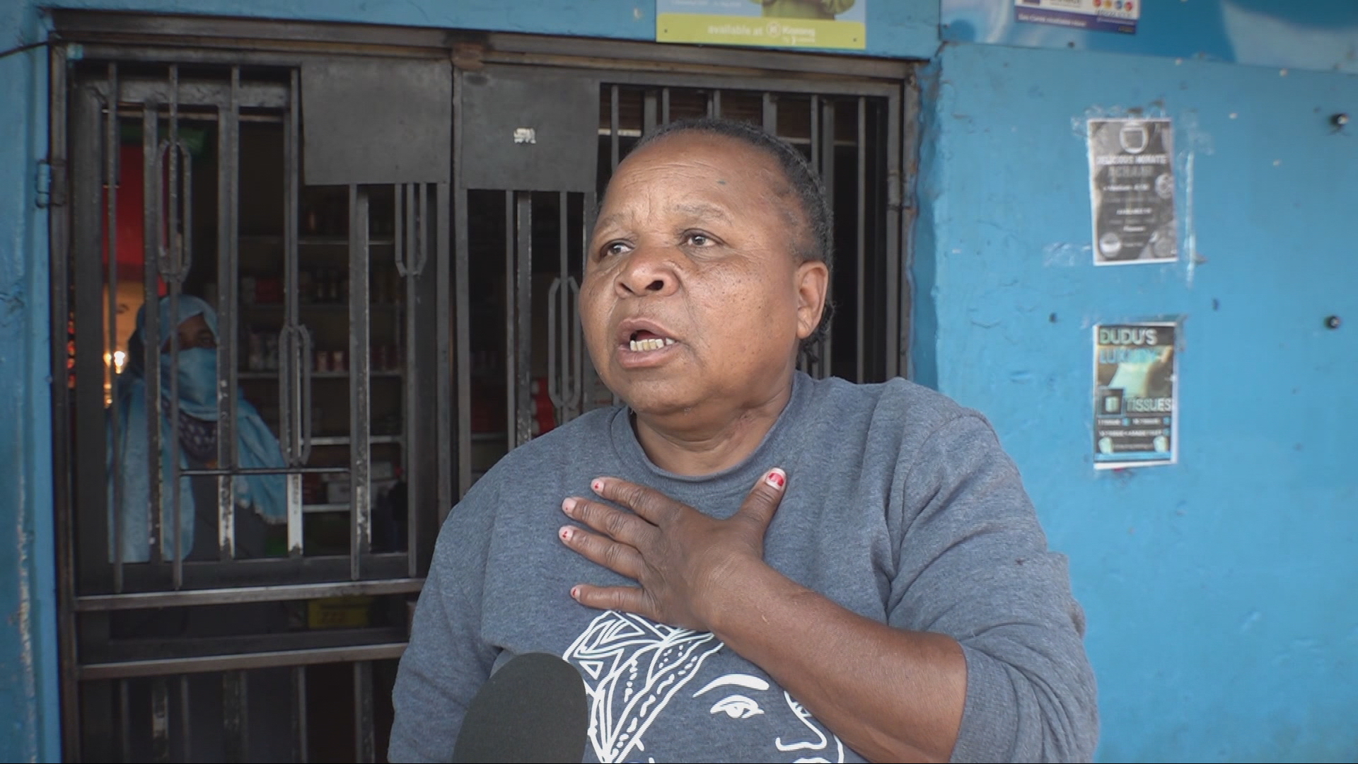 Video thumbnail for Foreign shopkeepers on edge amid South Africa anti-migrant protests