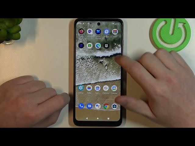 Video thumbnail for Is Fortnite Game Available on the MOTOROLA Moto E40? Let's Figure Out!
