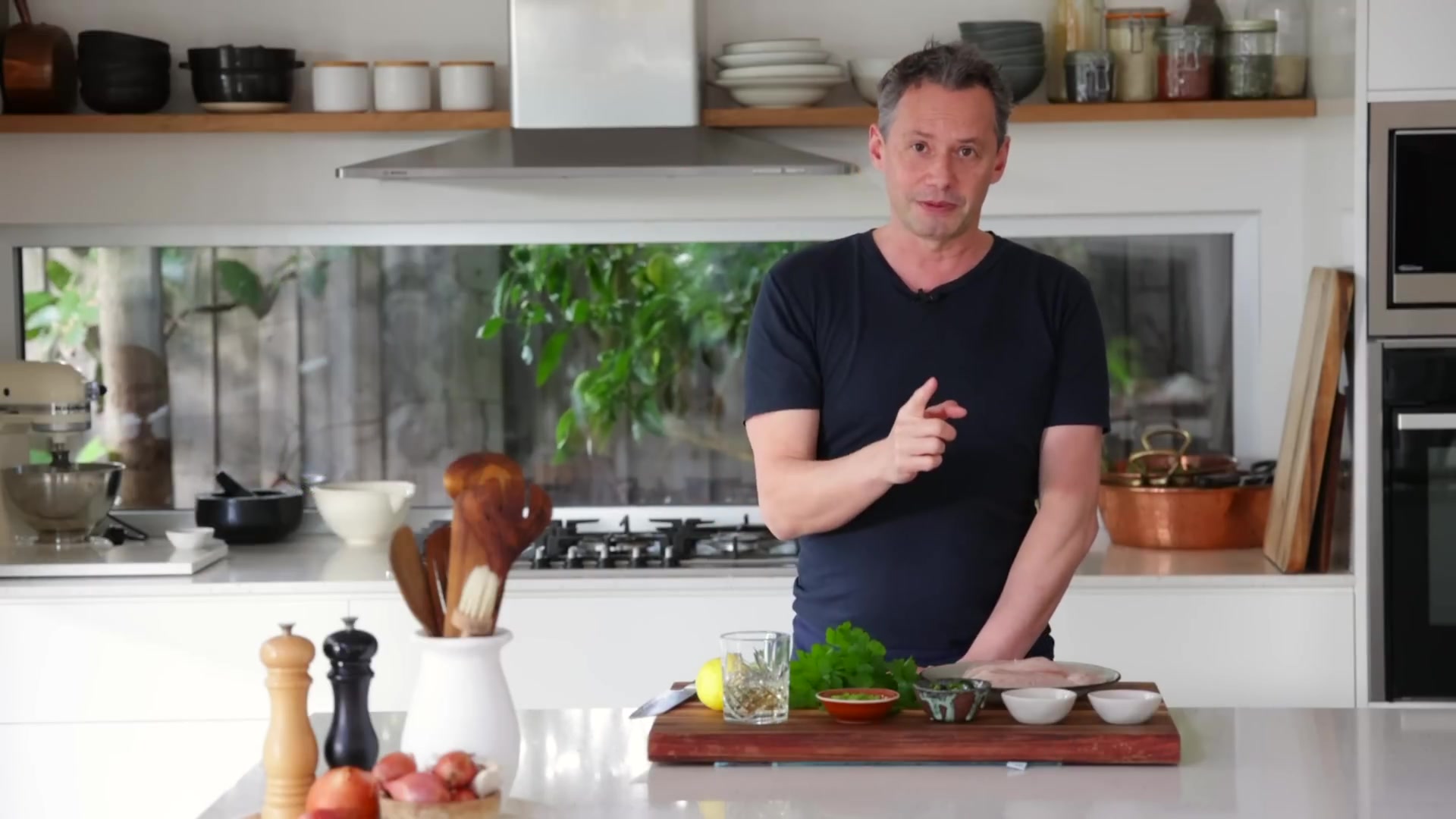 Video thumbnail for 13.30 minutes chili peppers chicken recipe (can be made with mild or hot chili peppers) (1080p 25fps)