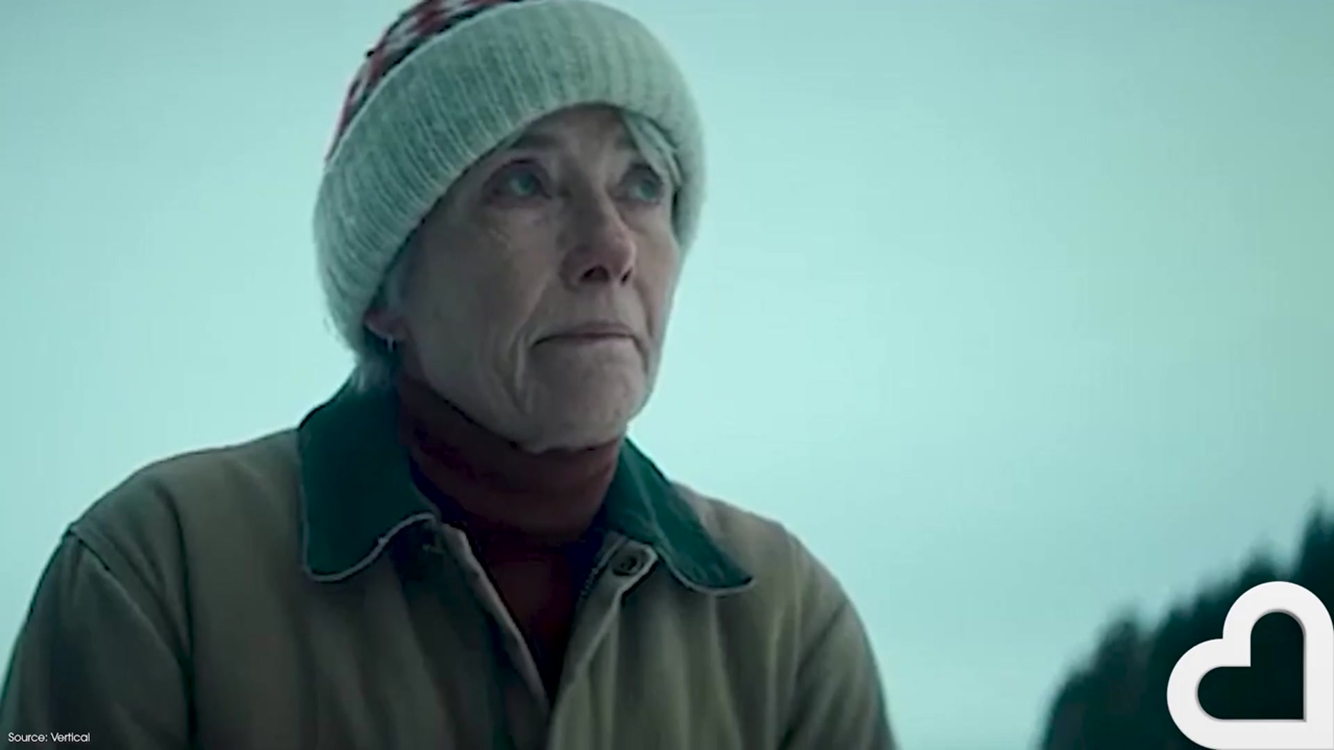 'Video thumbnail for Emma Thompson gushes over Chris Hemsworth and his muscles'