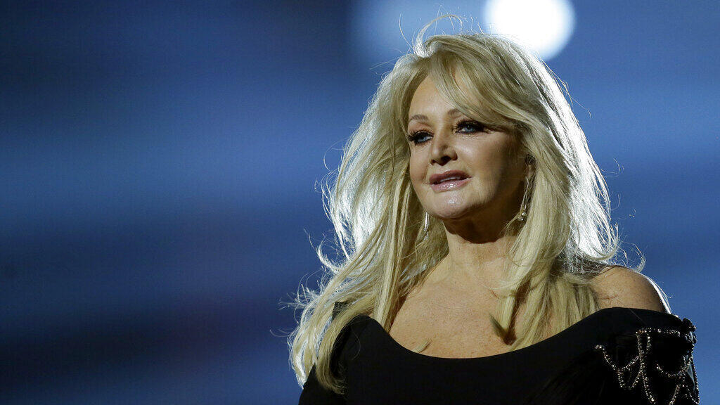 Video thumbnail for 'Total Eclipse' singer and 80s power ballad queen Bonnie Tyler dies aged 75