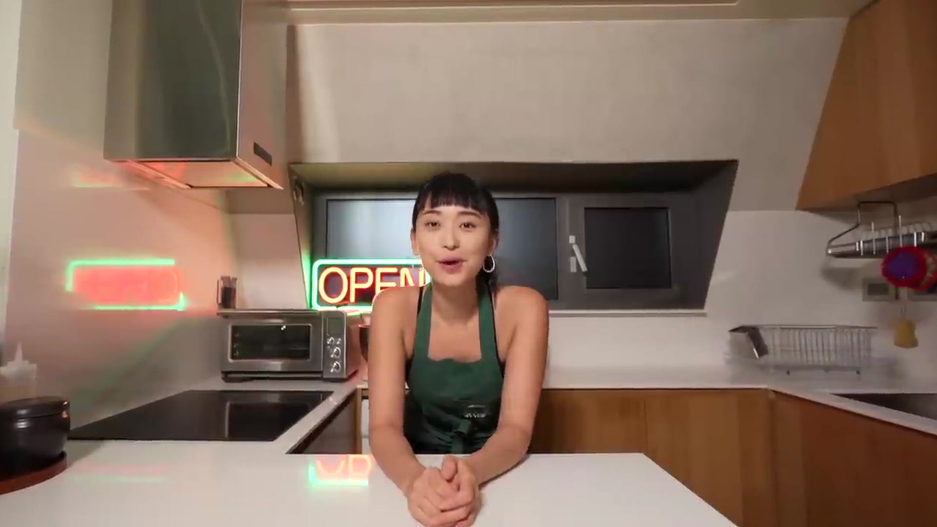 Video thumbnail for GARLIC Korean Fried Chicken(720P 60FPS)