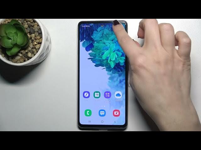 Video thumbnail for How to Switch On Flashlight on SAMSUNG Galaxy S20 FE 5G – Where is Flashlight