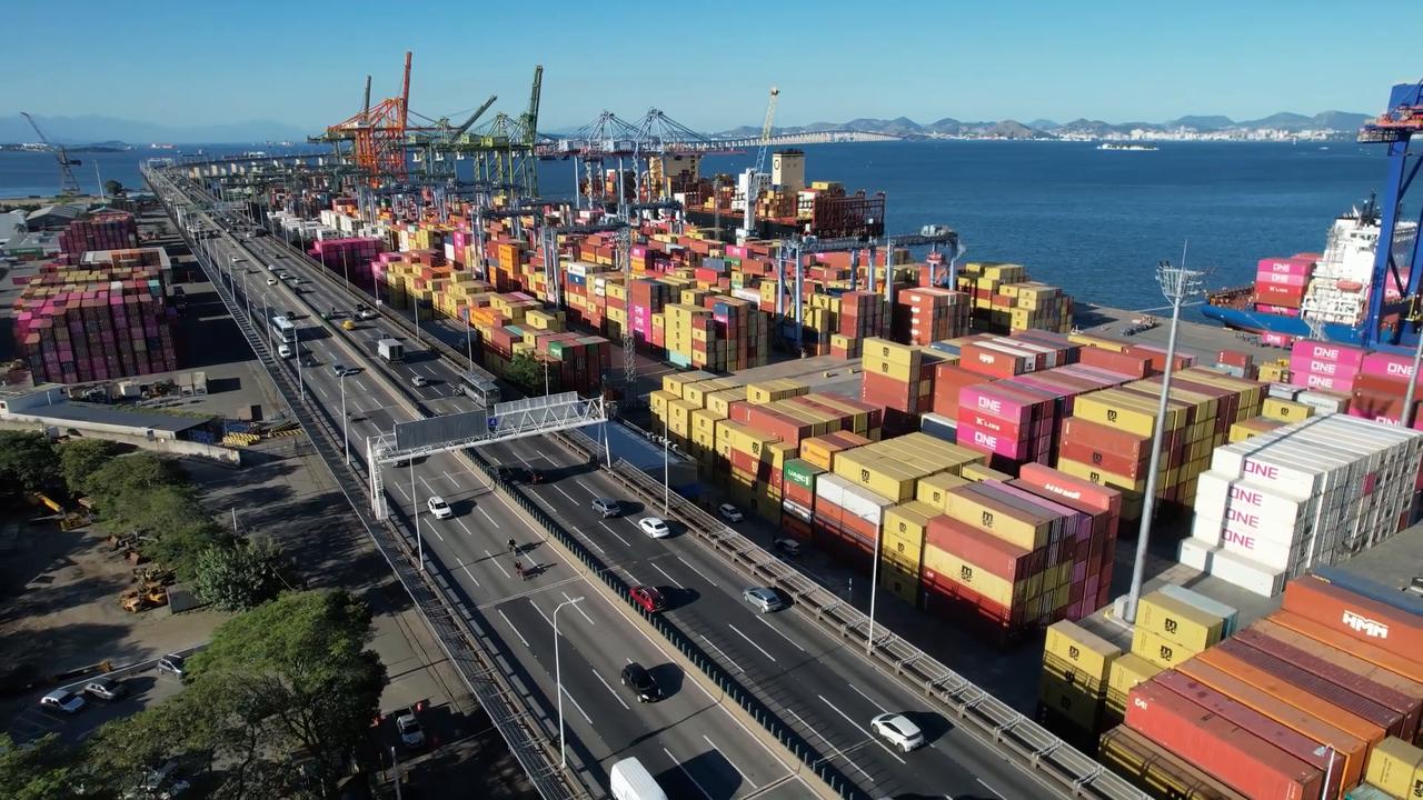 Video thumbnail for Brazil: Brazil threatens reciprocal tariffs after Trump administration slaps 25% duty on imports.