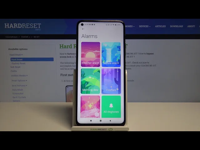 Video thumbnail for Alarm Clock  in XIAOMI Mi 10T – Snooze or Add new Alarms