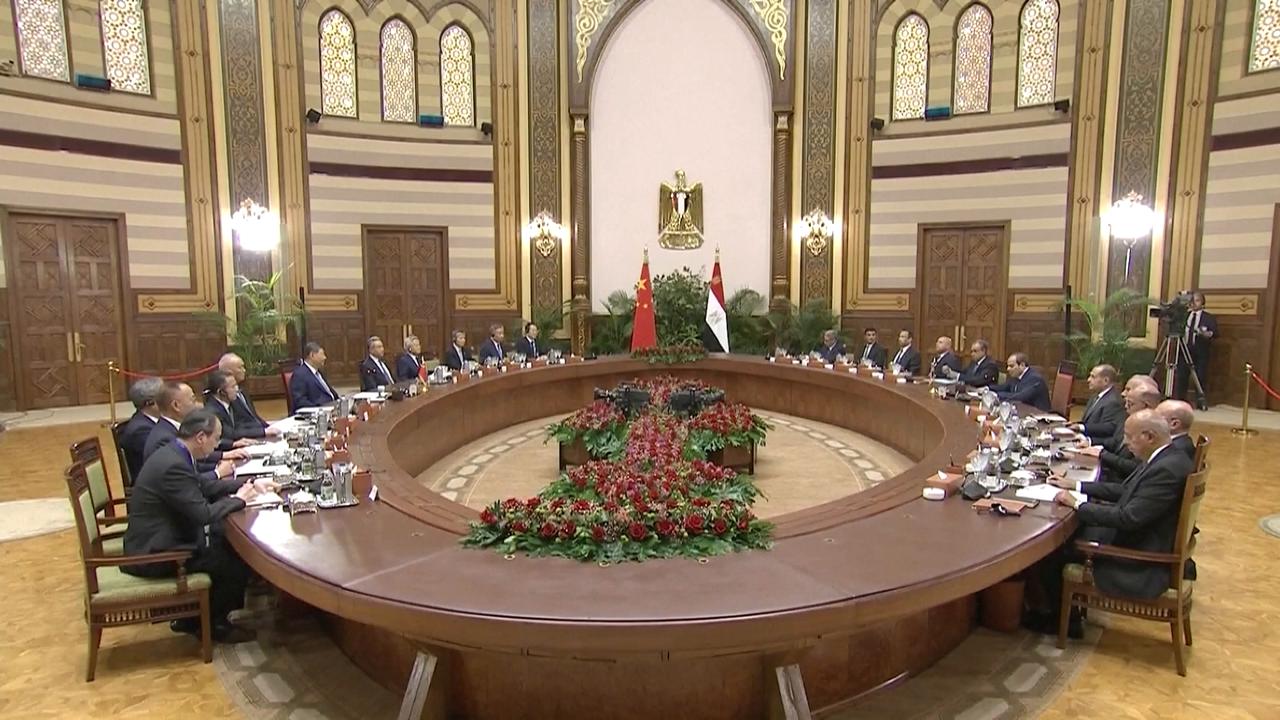 Video thumbnail for Egypt: Chinese President Xi Jinping holds talks with Egyptian President Abdel Fattah El-Sisi.