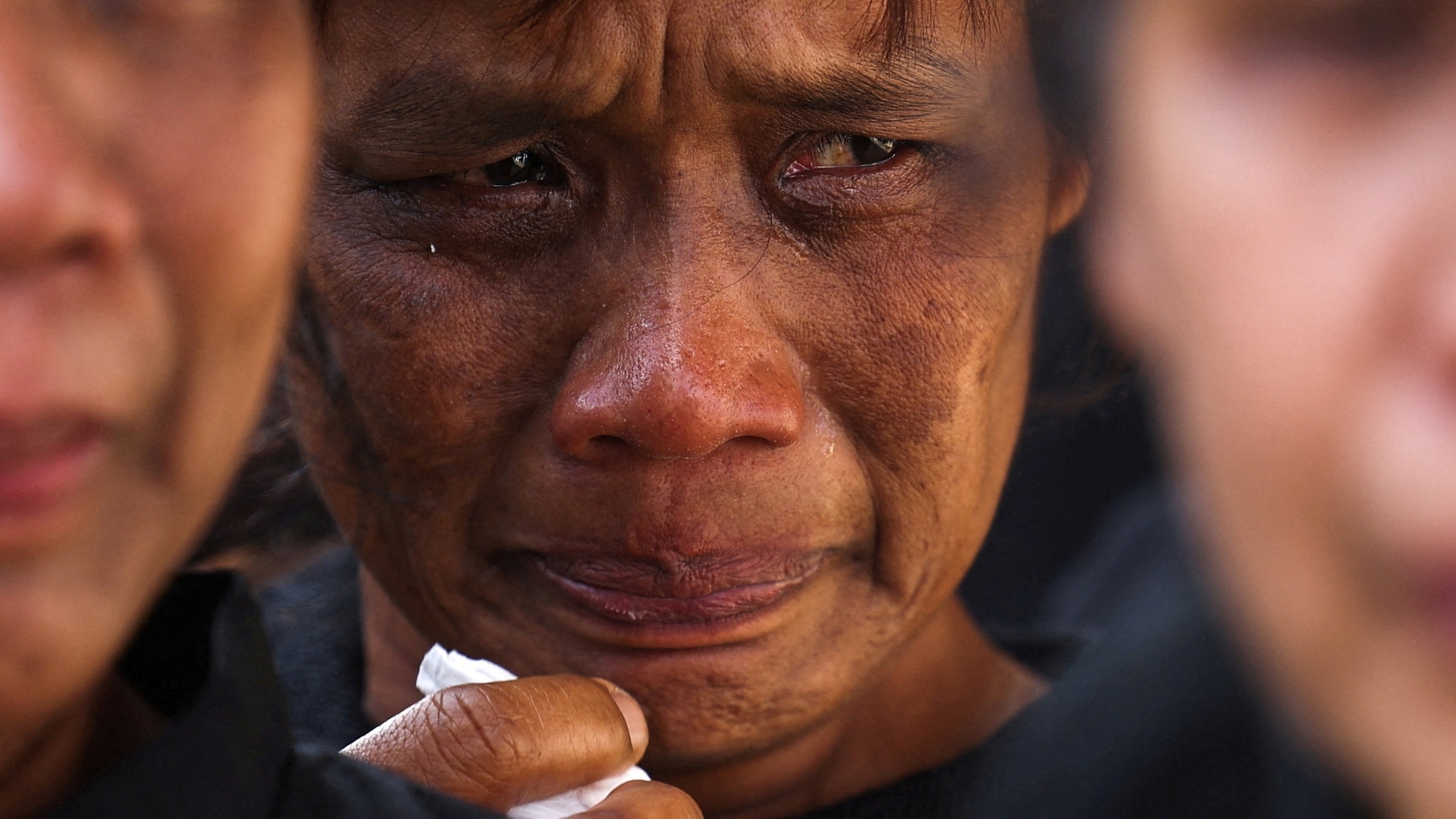 Video thumbnail for Thai-Cambodian conflict: Volunteers guard largely deserted border villages